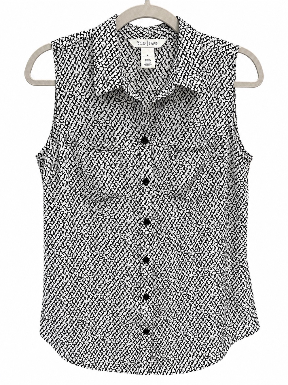 White House Black Market Black and White Sleeveless Button-Down Shirt